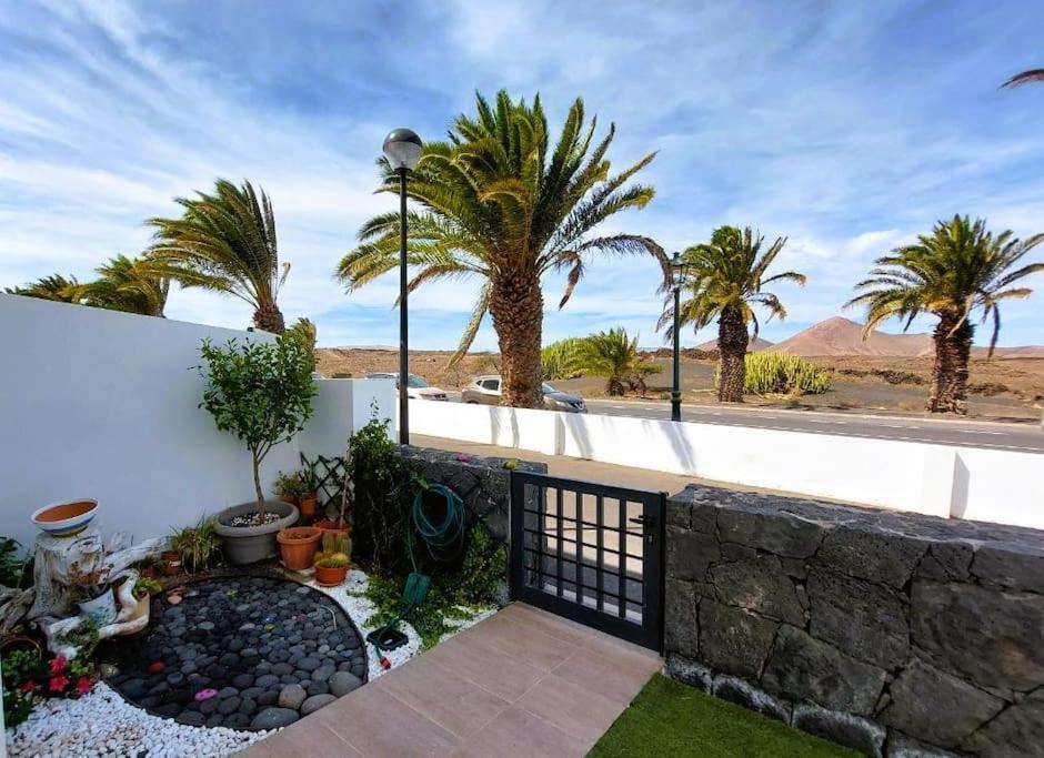 Casa Amy-Costa Teguise Villa Exterior photo